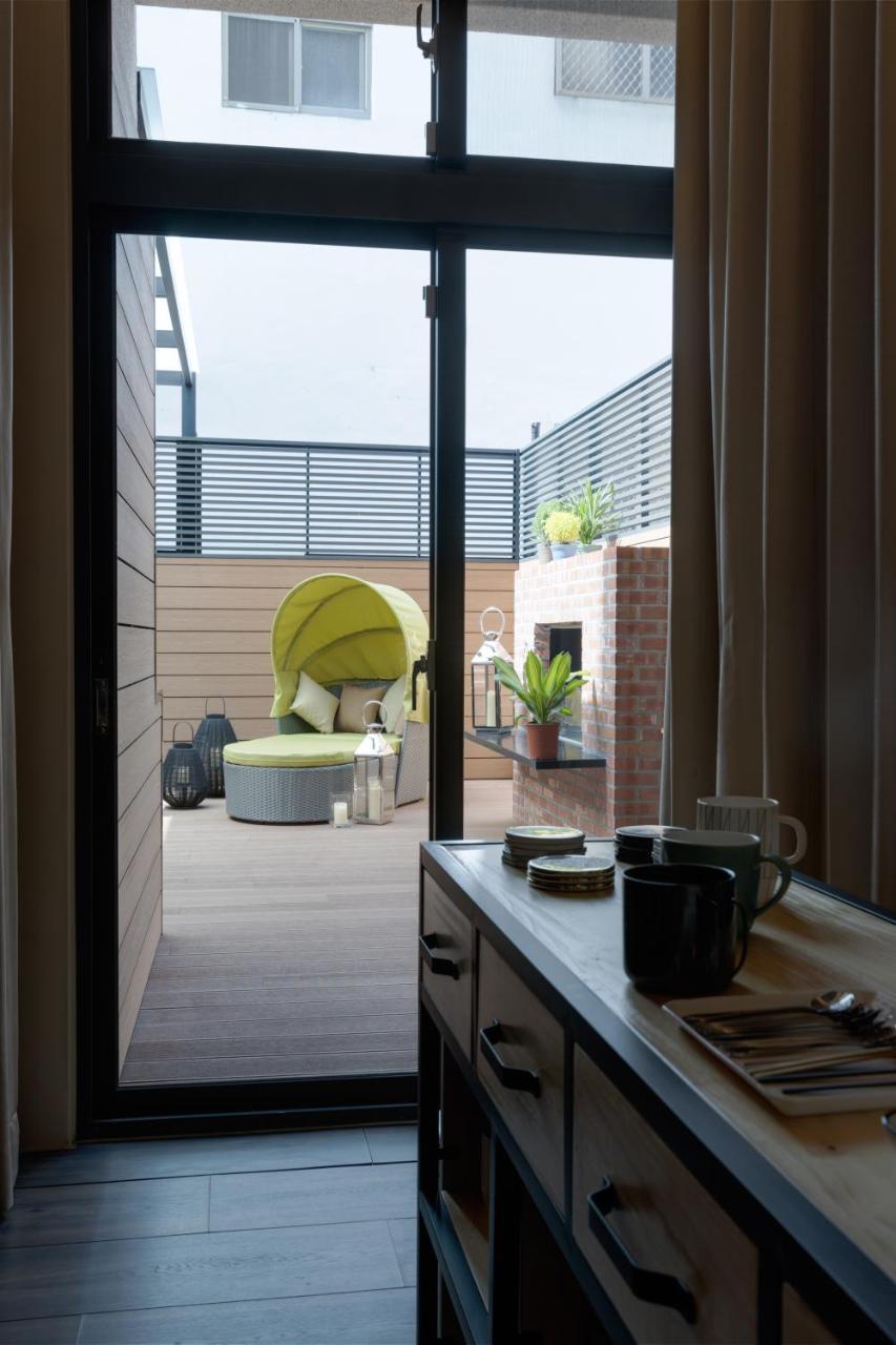 Pod Labo Capsule hotel Chua-lien Exteriér fotografie