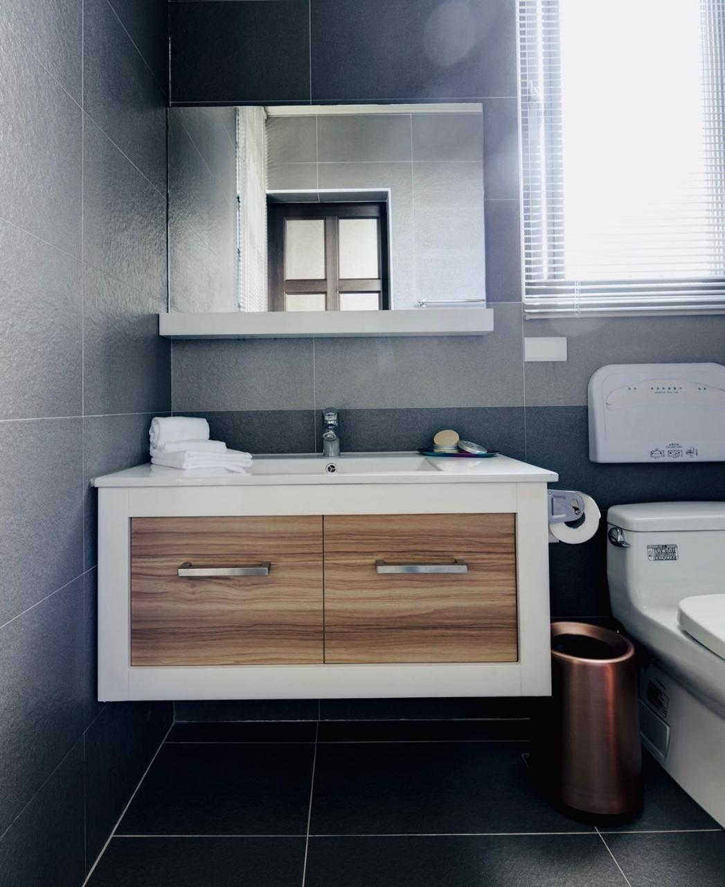 Pod Labo Capsule hotel Chua-lien Exteriér fotografie