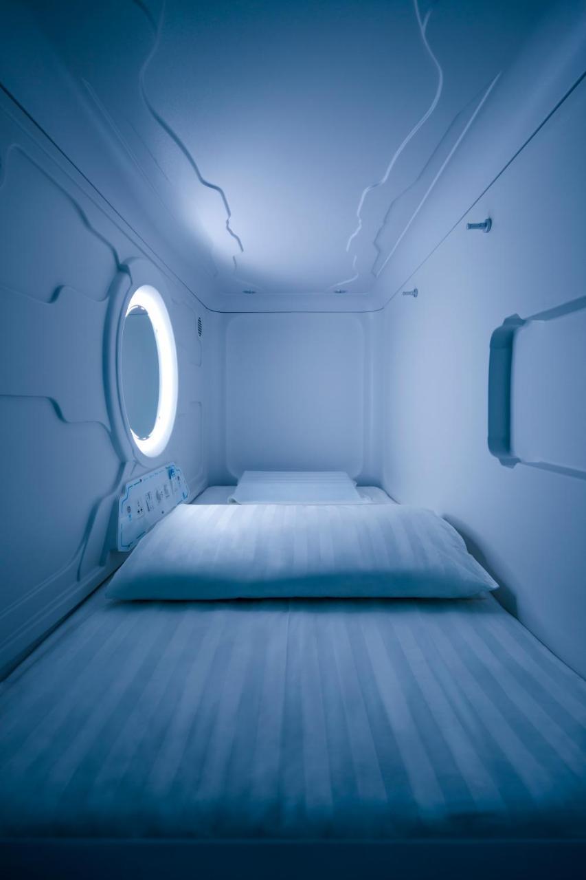 Pod Labo Capsule hotel Chua-lien Exteriér fotografie